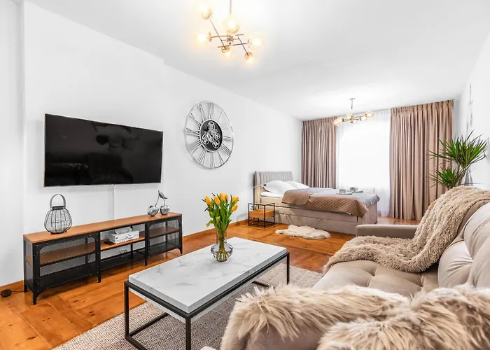 Amazing Apartments - Krakowskie Przedmiescie 36