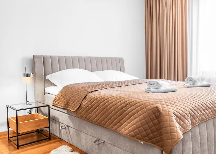 Amazing Apartments - Krakowskie Przedmiescie 36